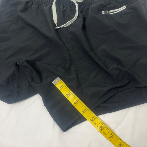 Vuori Clementine Athletic Shorts Sz XL 4” Drawstring Black No Lining - Picture 11 of 11
